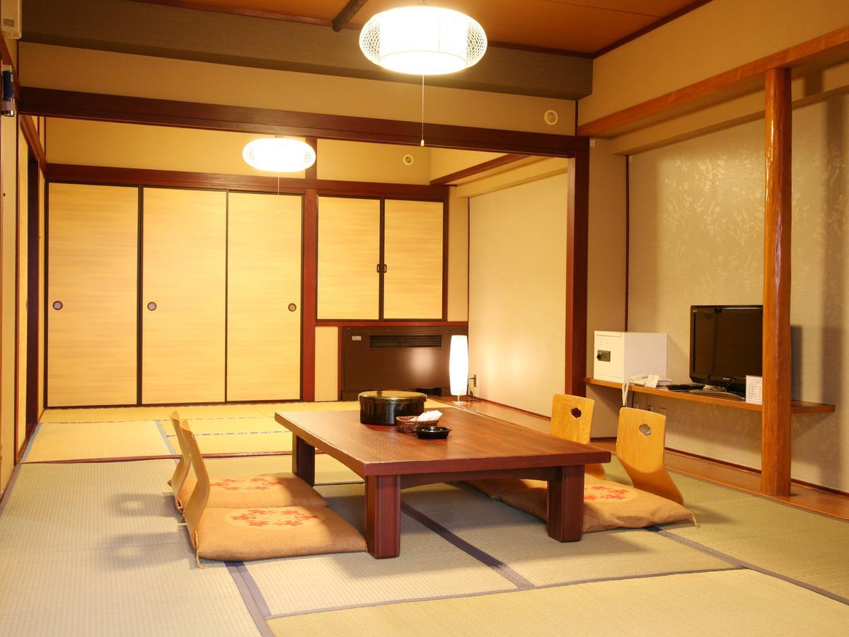 Hotel Kirishima Castle Buitenkant foto