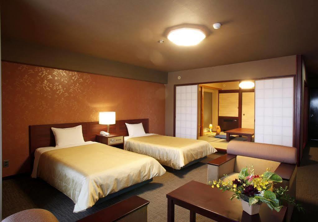 Hotel Kirishima Castle Buitenkant foto